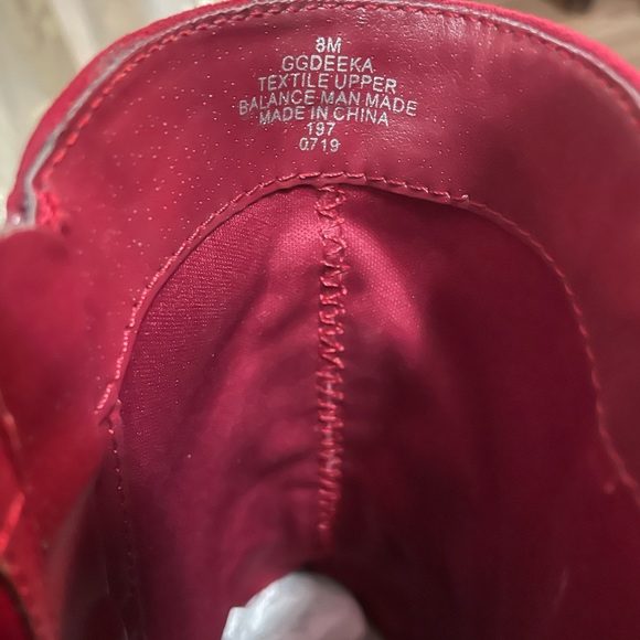 Guess heels size 8w - Picture 3 of 5